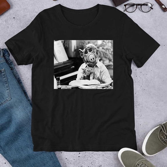 Alf Gets Lucky Classic T-Shirt