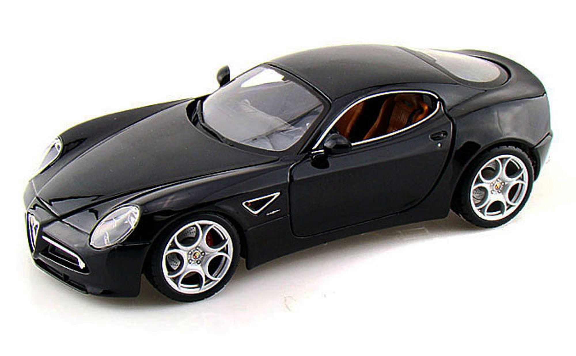 Alfa Romeo 8C Competizione, Black - Bburago 11021 - 1/18 scale