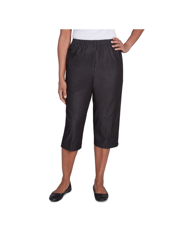 Womens Petite Relaxed Fit Denim Capri