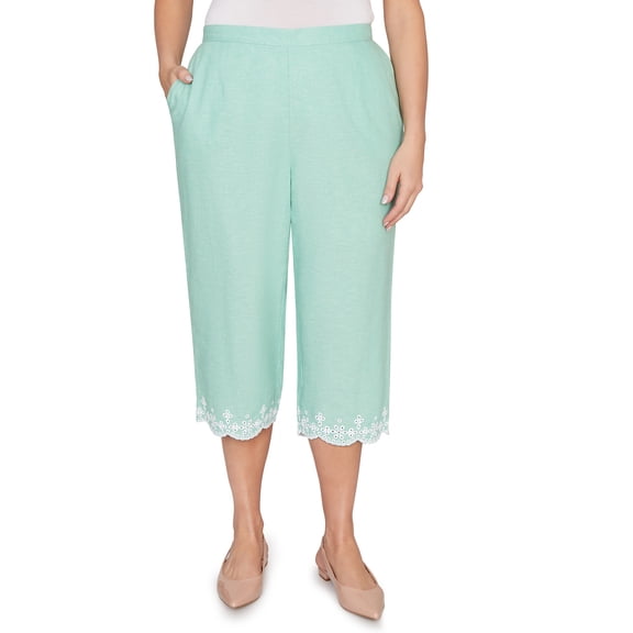 Alfred Dunner Womens Plus-Size Eyelet Embroidered Cuff Capri