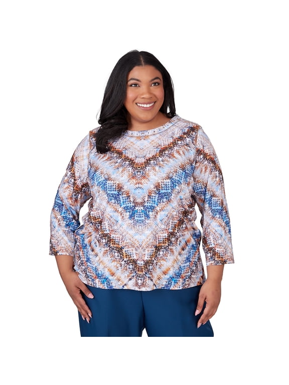Womens Plus-Size Python Chevron Crew Neck Top