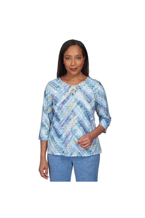 Womens Texture Chevron Lace Neck Top