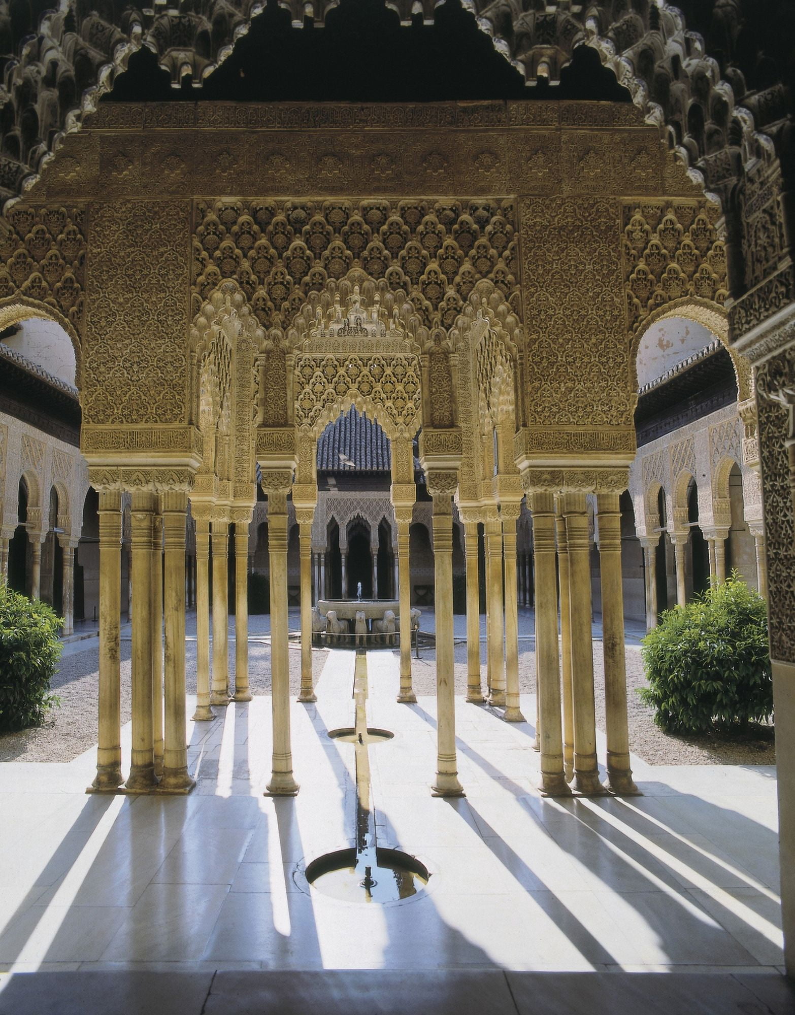 Alhambra Canvas Art - (18 x 24)