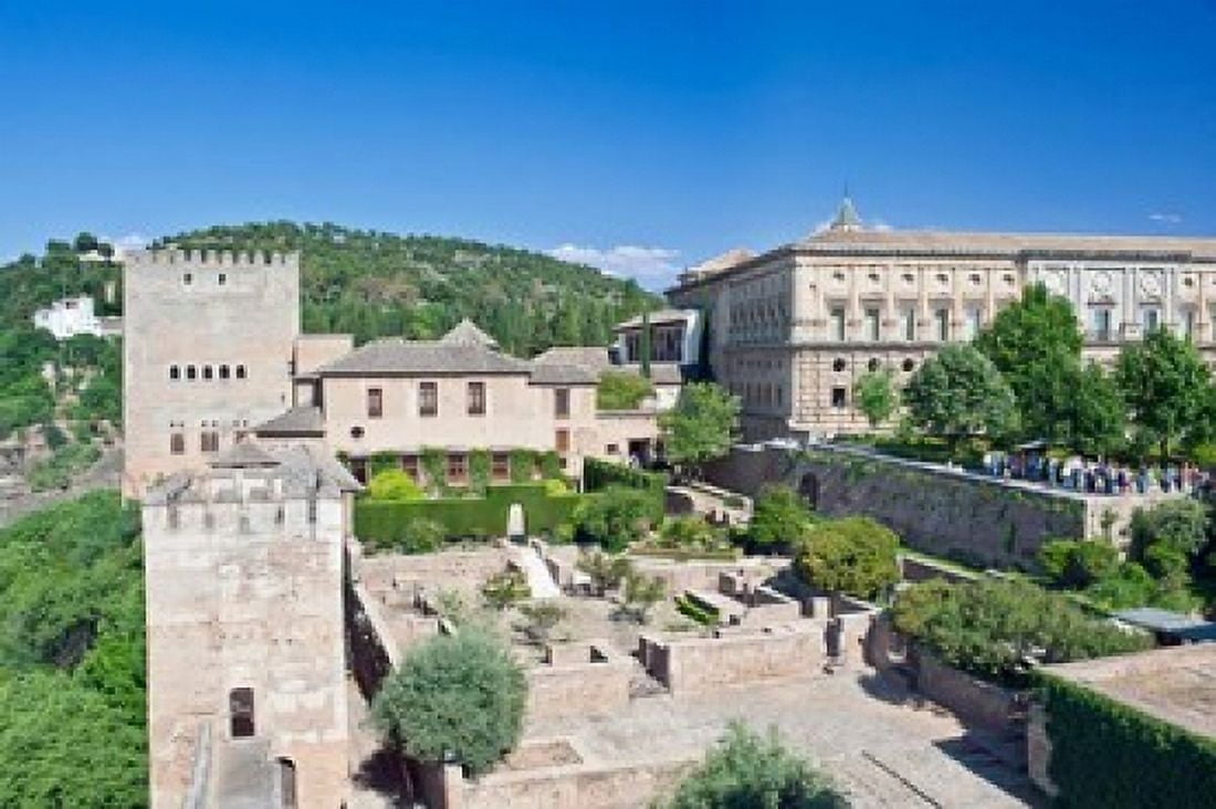 Alhambra Granada Andalucia Spain Canvas Art - Rob Tilley DanitaDelimont (29 x 19)