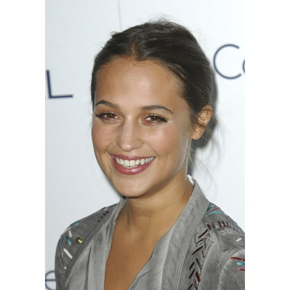 Alicia Vikander At Arrivals For 2015 Elle Women In Hollywood Awards Photo Print (8 x 10)
