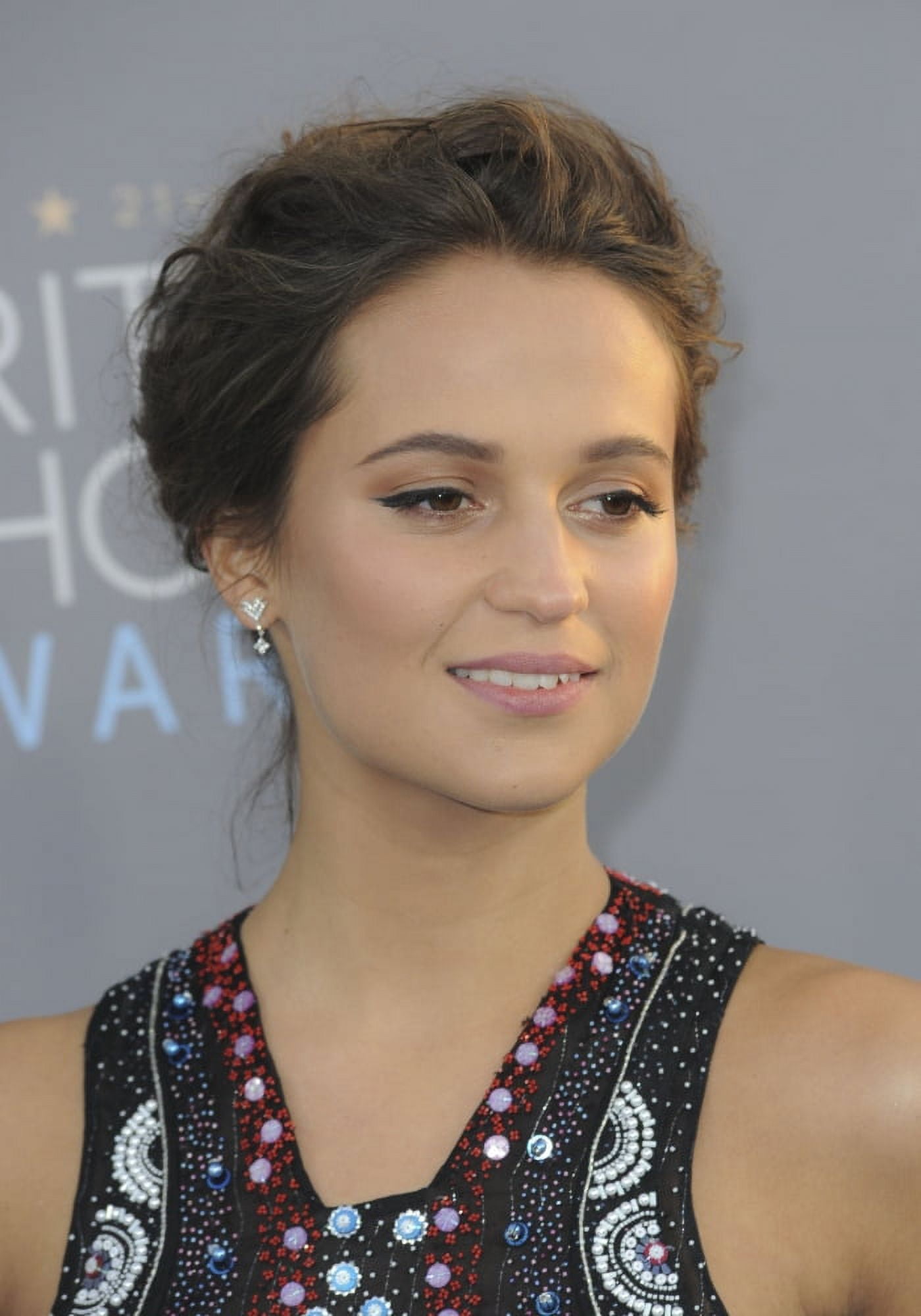 Alicia Vikander At Arrivals For 21St Annual Critics Choice Awards Canvas Art - (16 x 20)