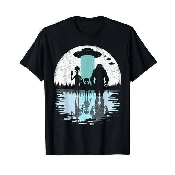 Alien And Bigfoot Moon, UFO's. Funny Sasquatch And Aliens Cotton T-Shirt