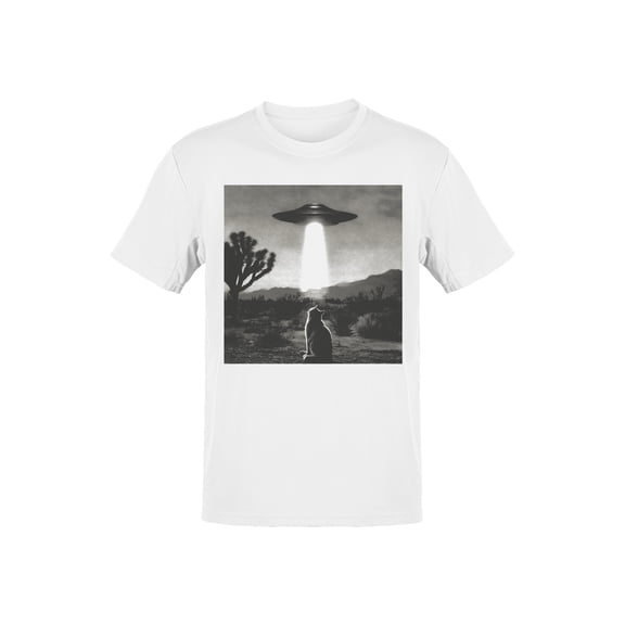 Alien Cat in Desert Encounter Men's T-shirt