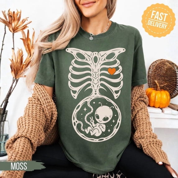 Alien Halloween Maternity Shirt, Funny Pregnancy Announcement 2026 ...