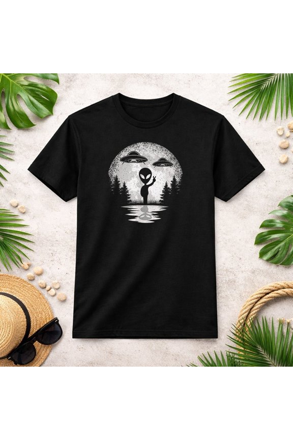 Alien Moon Space UFO Extraterrestrial Vintage Men Women Kids T-Shirt