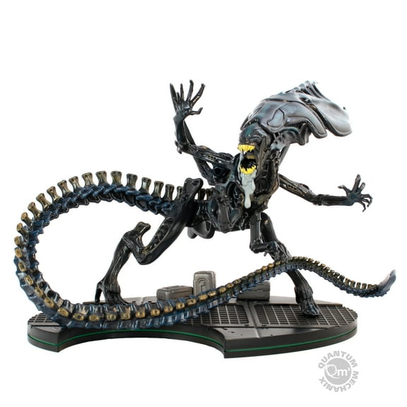 Alien Queen Walmart Exclusive QMx 6 Everstone Aliens Q-Fig Max Elite Figure