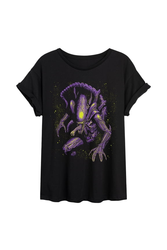 - Titles - Juniors Oversized Graphic T-Shirt