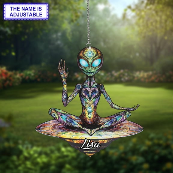 Alien UFO Space Art Acrylic Suncatcher Window Hanging Home Window Decor Sci-Fi Gift