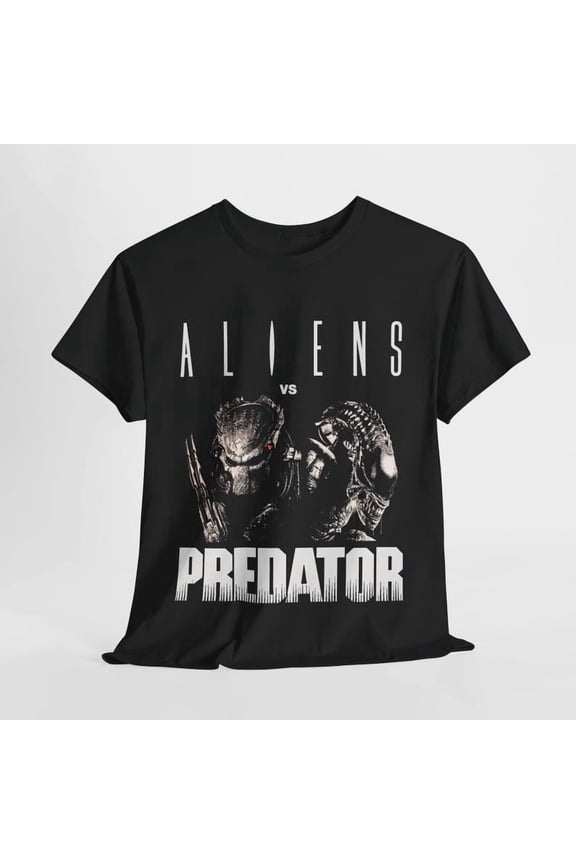 Alien VS Predator Graphic Tee, Sci-fi T-shirt, Unisex Casual Wear, Gift for Nerds, Comic Con Apparel, Movie Fan Shirt