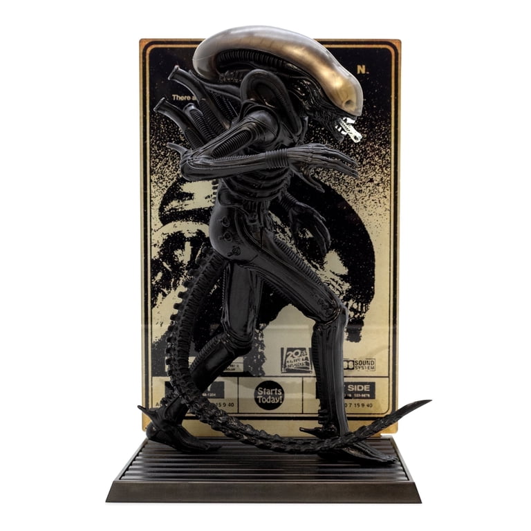 【hopeさま専用】Alien1996 Alien Xenomorph Statue – 9-Inch Statue with Display Stand