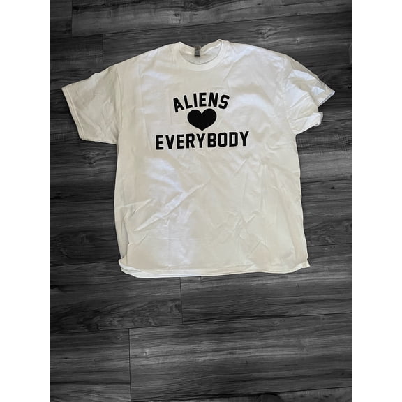 Aliens Love Everybody Black Heart