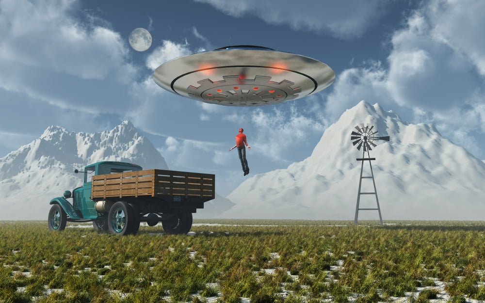 Aliens abducting a man into a flying saucer Canvas Art - Mark StevensonStocktrek Images (36 x 23)