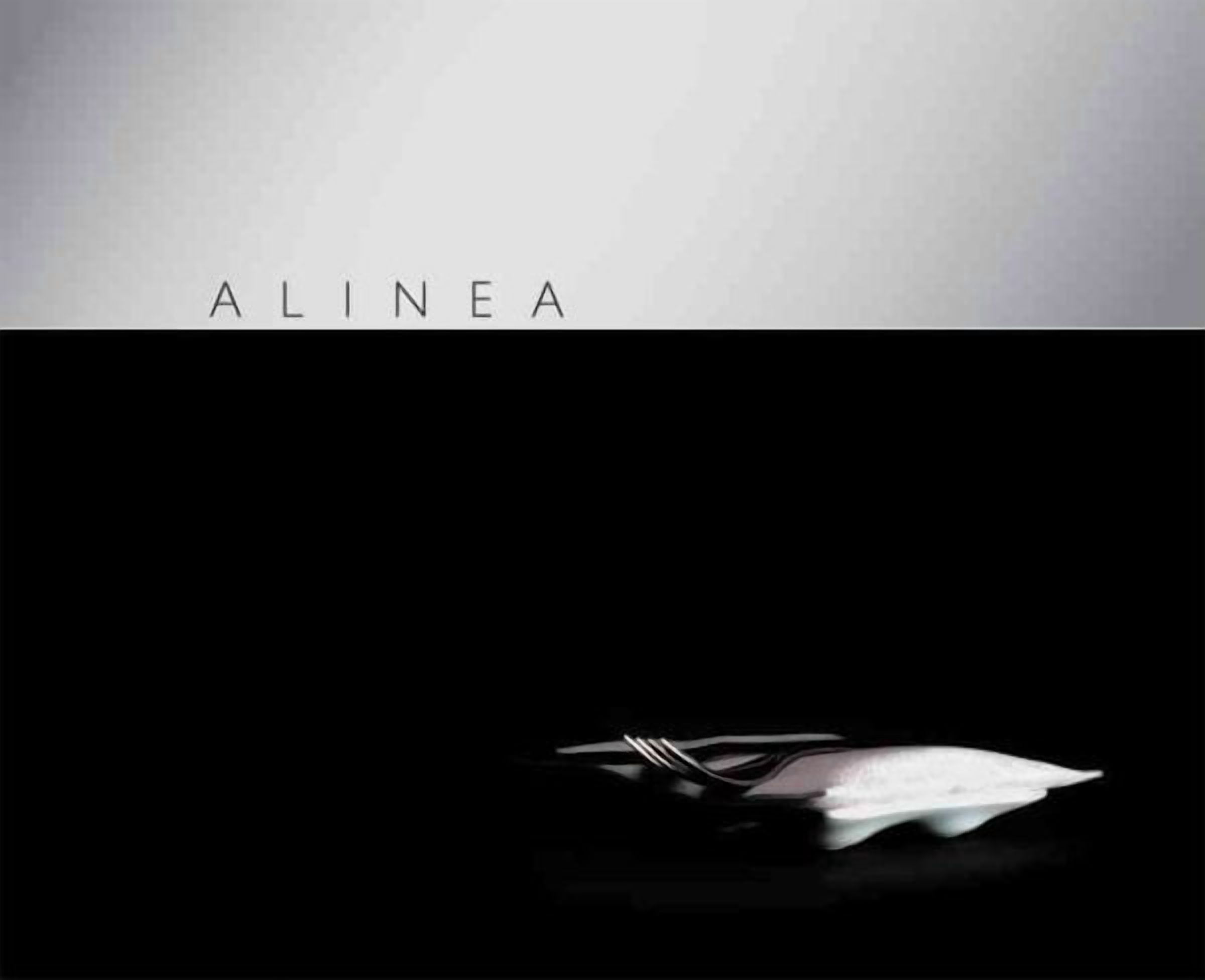ALINEA 洋書 料理本 グラント・アケツ Alinea Hardcover Cookbook by Chef Grant Achatz - Pioneer of