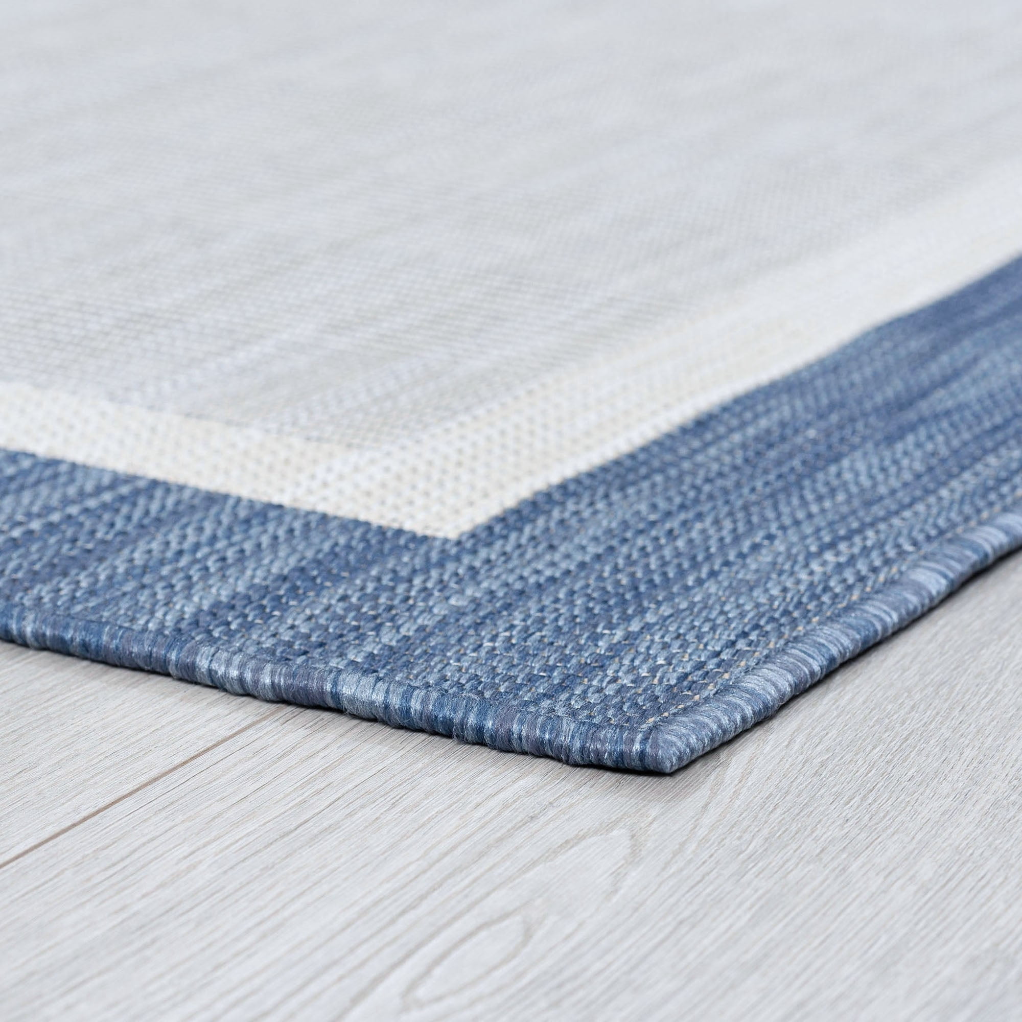 Alise Rugs Exo Coastal Border Indoor/Outdoor Area Rug Blue/Cream 2'7