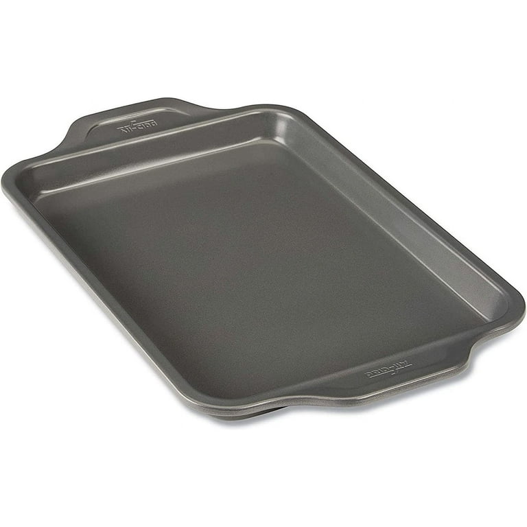 All-Clad Pro-Release Bakeware Pan, 9 In x 1.75 In, Grey