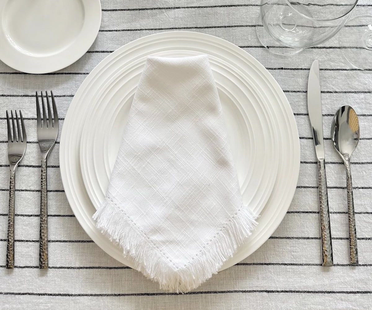 White Striped Cotton Blended Dinner Table Cloth Napkins Placemats