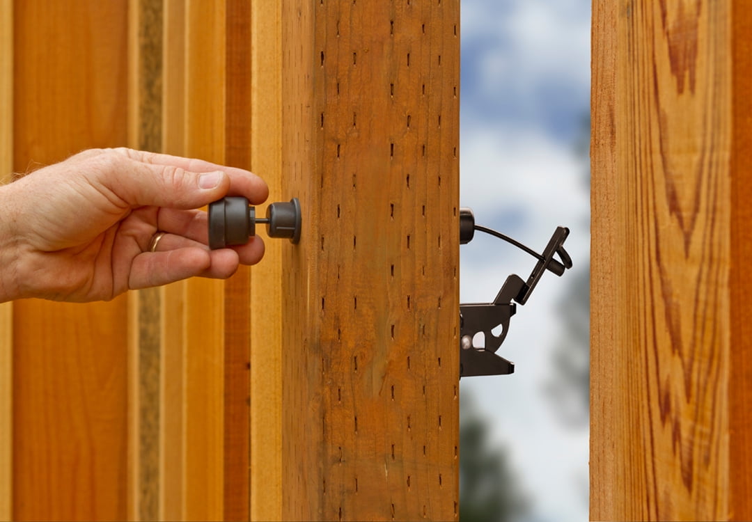 Black Adjustable Metal Gate Latch with Dual Sided Operation