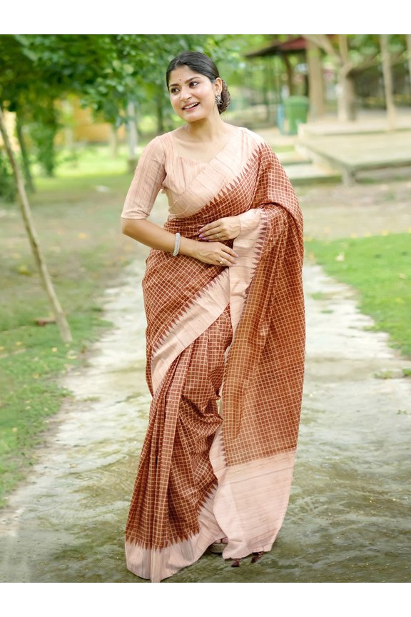 All Over Check Pattern And Temple Border Tussar Silk Saree With Tassels Pallu – French Beige
