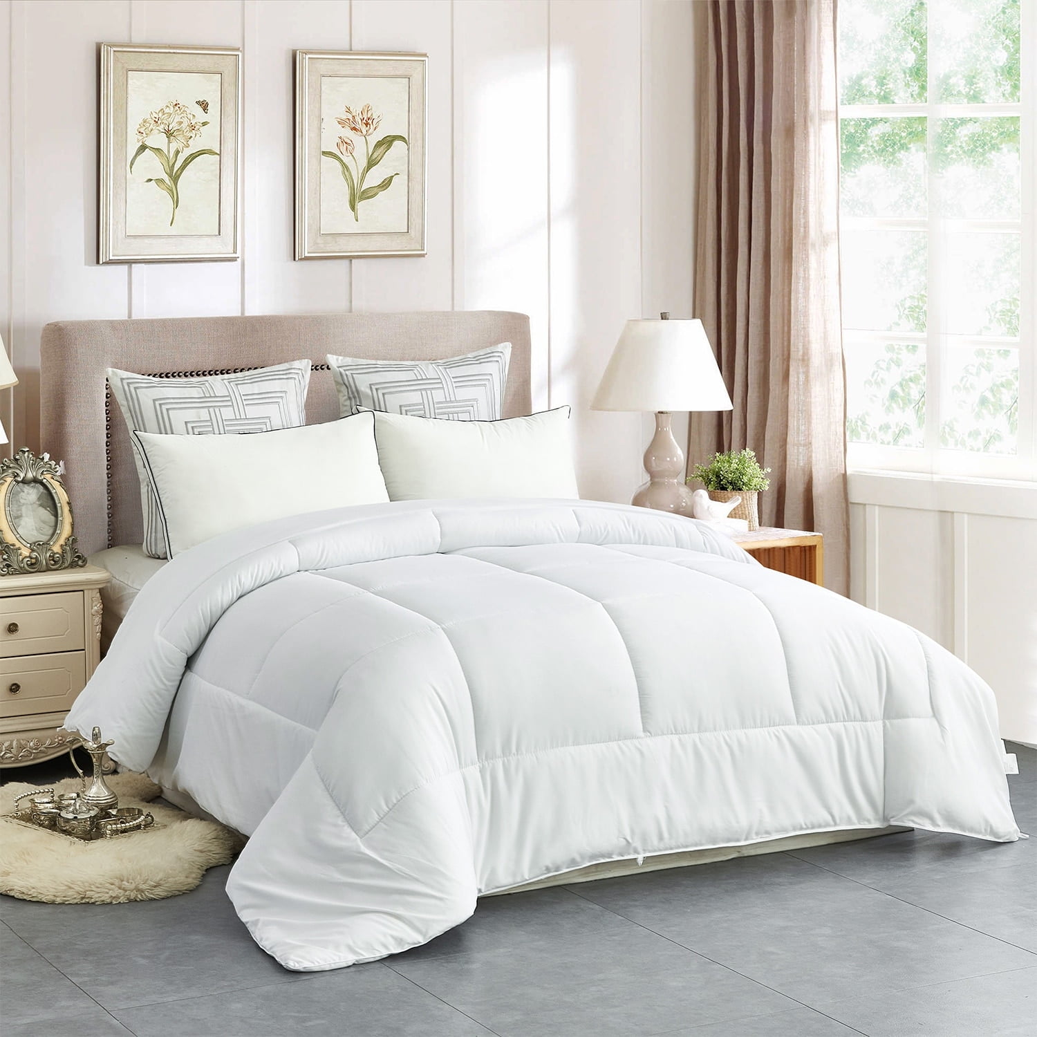 King Size White Microfiber All-Season Quilted Comforter