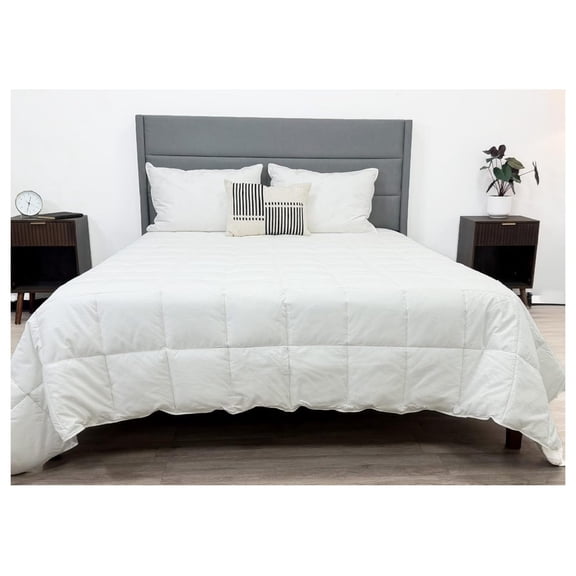 All Season Polyester Hotel Blanket – Ultra Soft White Blanket King Size