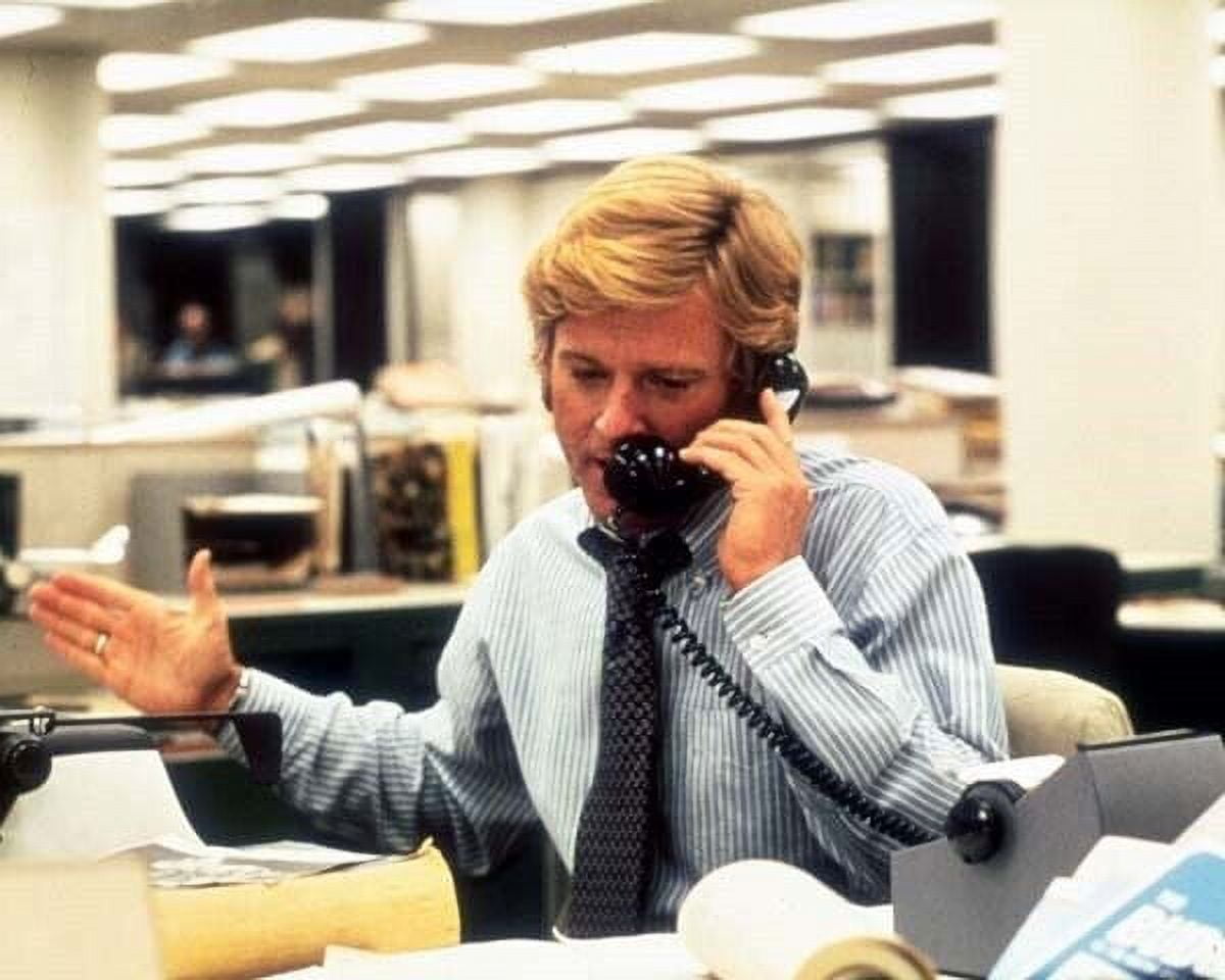 All The President's Men Robert Redford at his desk in Post office 16x20