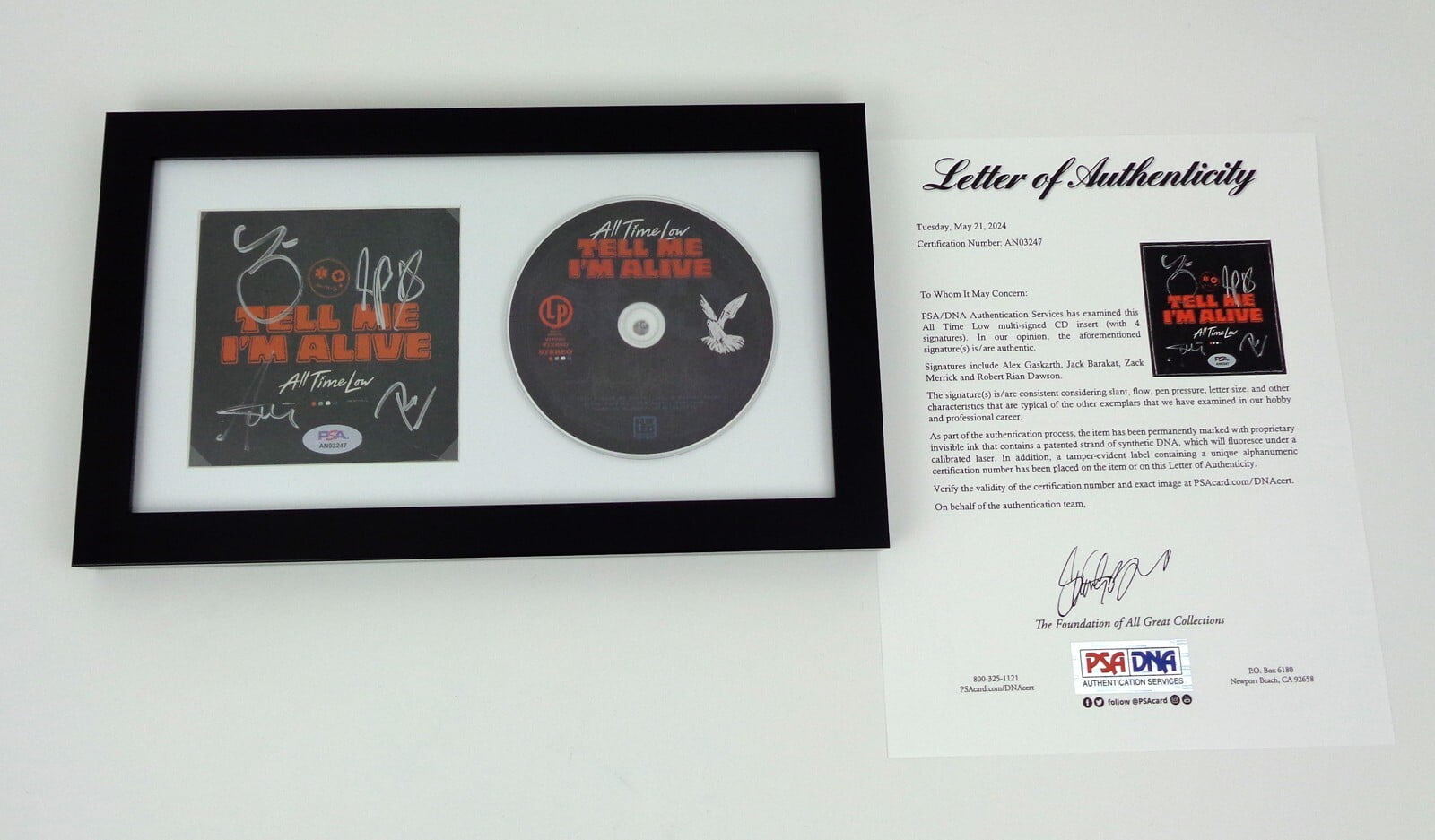 All Time Low Entire Band Signed Autograph Tell Me I'm Alive CD Framed PSA/DNA COA B