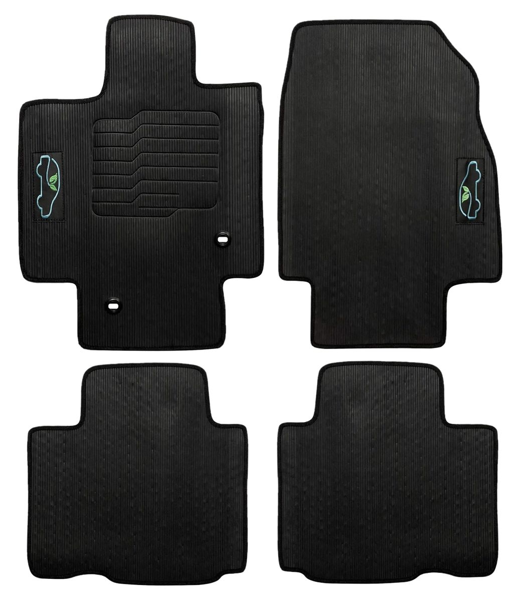 HIGHLAND 4603100 Floor Mats Highland Universal Floor Mats; rear; pair