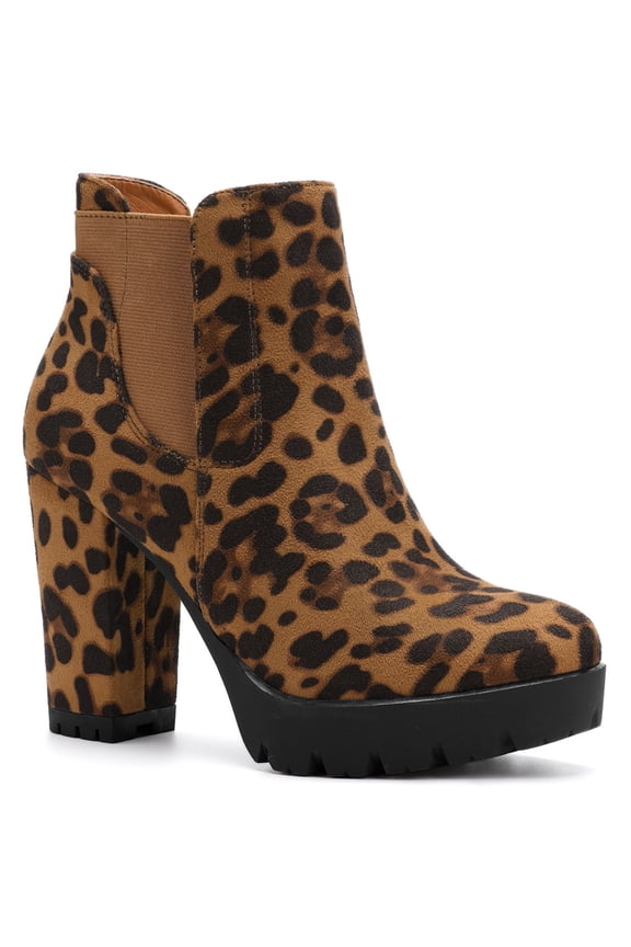Women's Chelsea Boots Platform Block Cleated Sole Heel Leopard 7.5