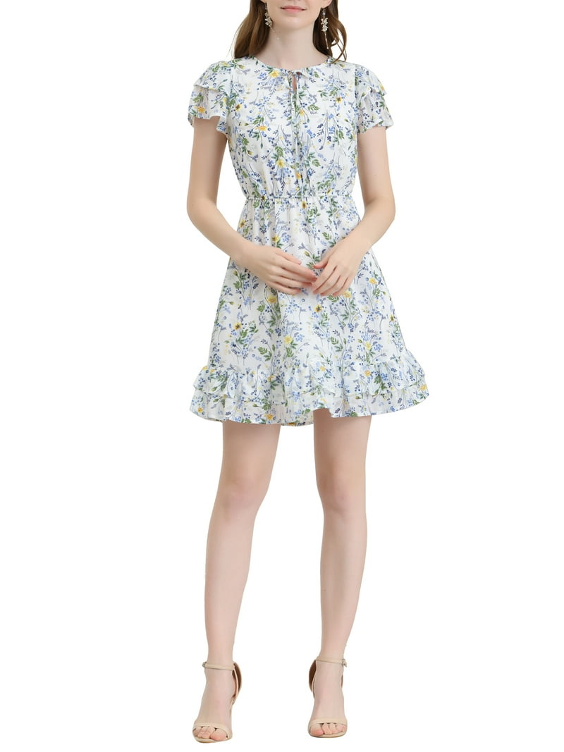 smocked bishop christmas dress Nativity in Light Blue the dress features a Eva Longoria may have Color:True Red léger