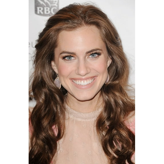 Allison Williams Arrivals For 22Nd Annual Gotham Independent Film Awards (16 x 20)
