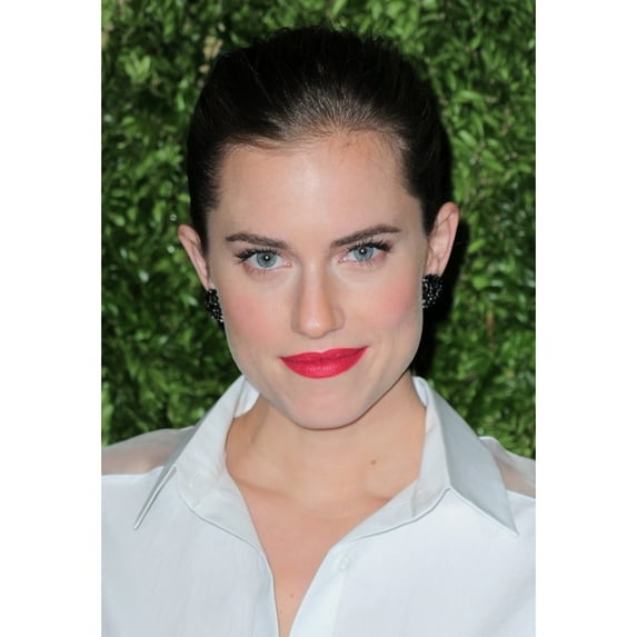 Allison Williams At Arrivals For 2013 Cfda Vogue Fashion Fund Awards Gala Dinner Photo Print