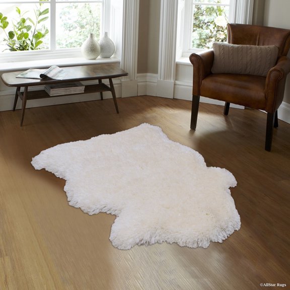 Allstar Ivory Rug, High Quality Faux Sheep / Polar Bear Shape, No-Shedding, Ultra- Extended Pile Height Shag (2' 11" x 3' 11")