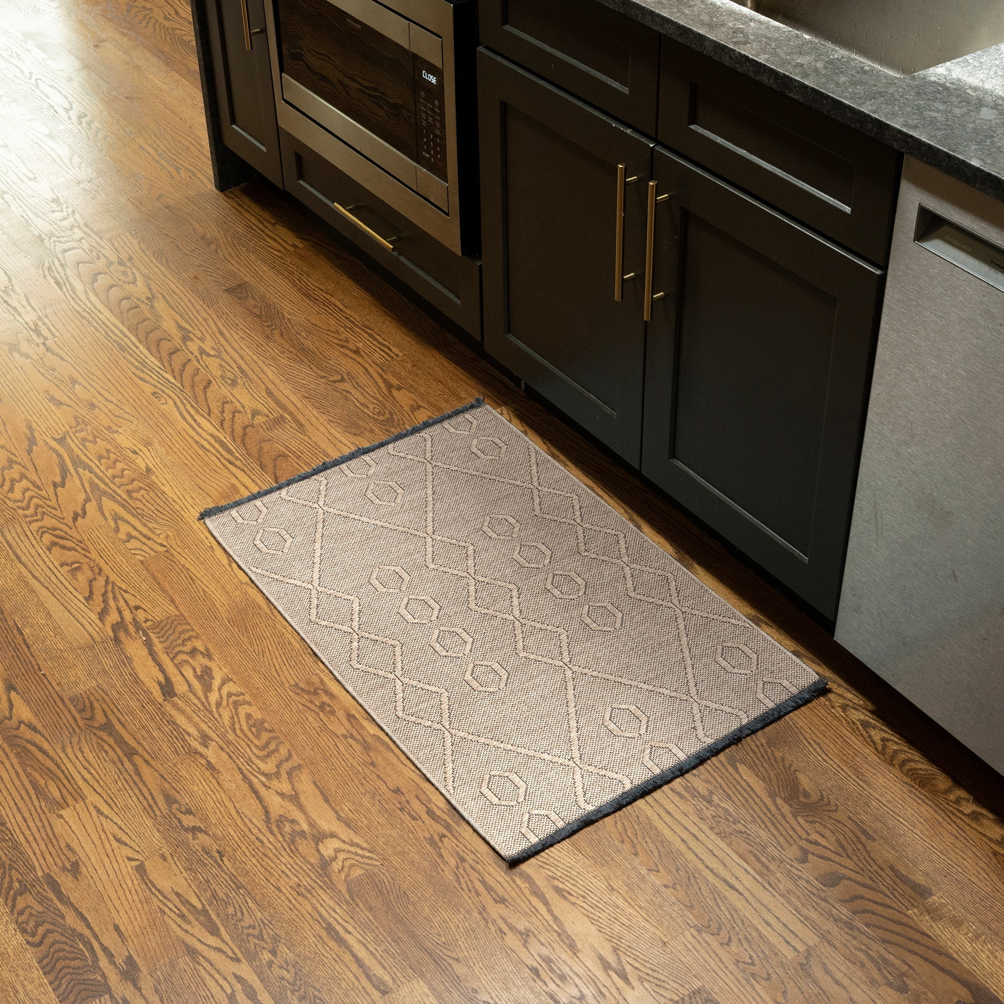 Alma Transitional 2' x 3' Brown and Coffee, Machine Washable Polyester & Cotton Indoor Area Rug