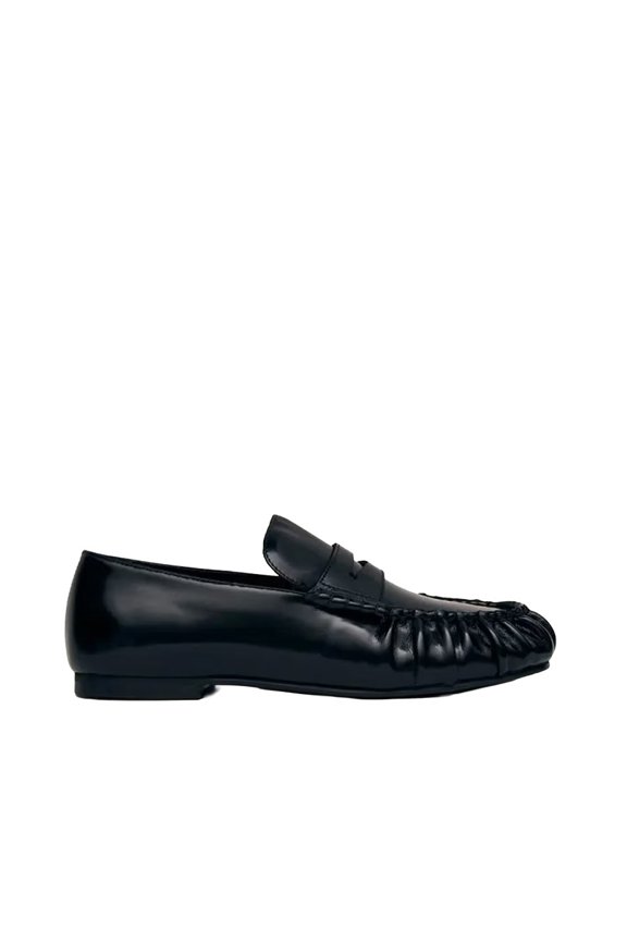 Penny Loafer Moccasins With Gathered Edges Black (Women's)
