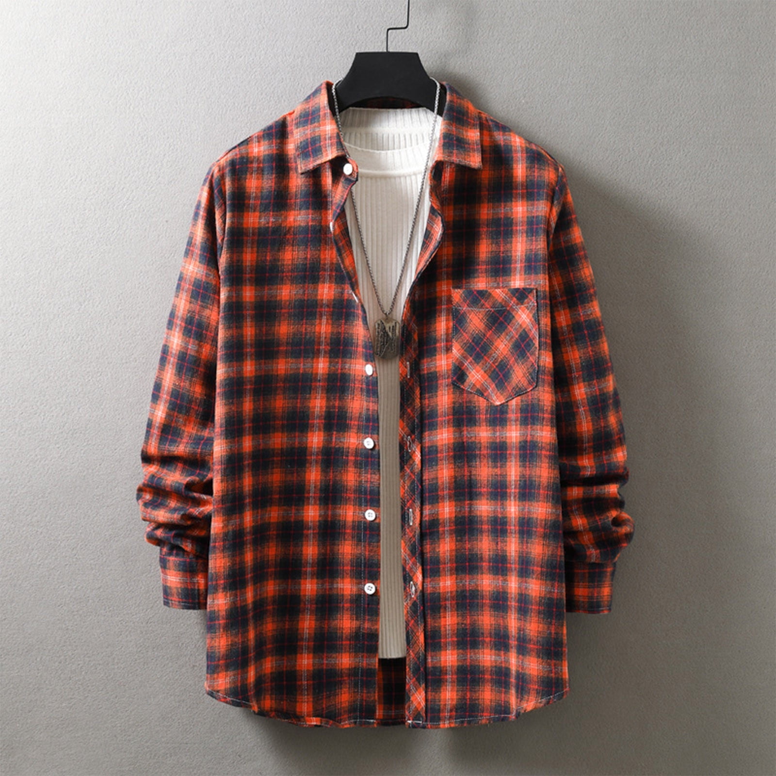 Long-Sleeve Buttoned Shirt