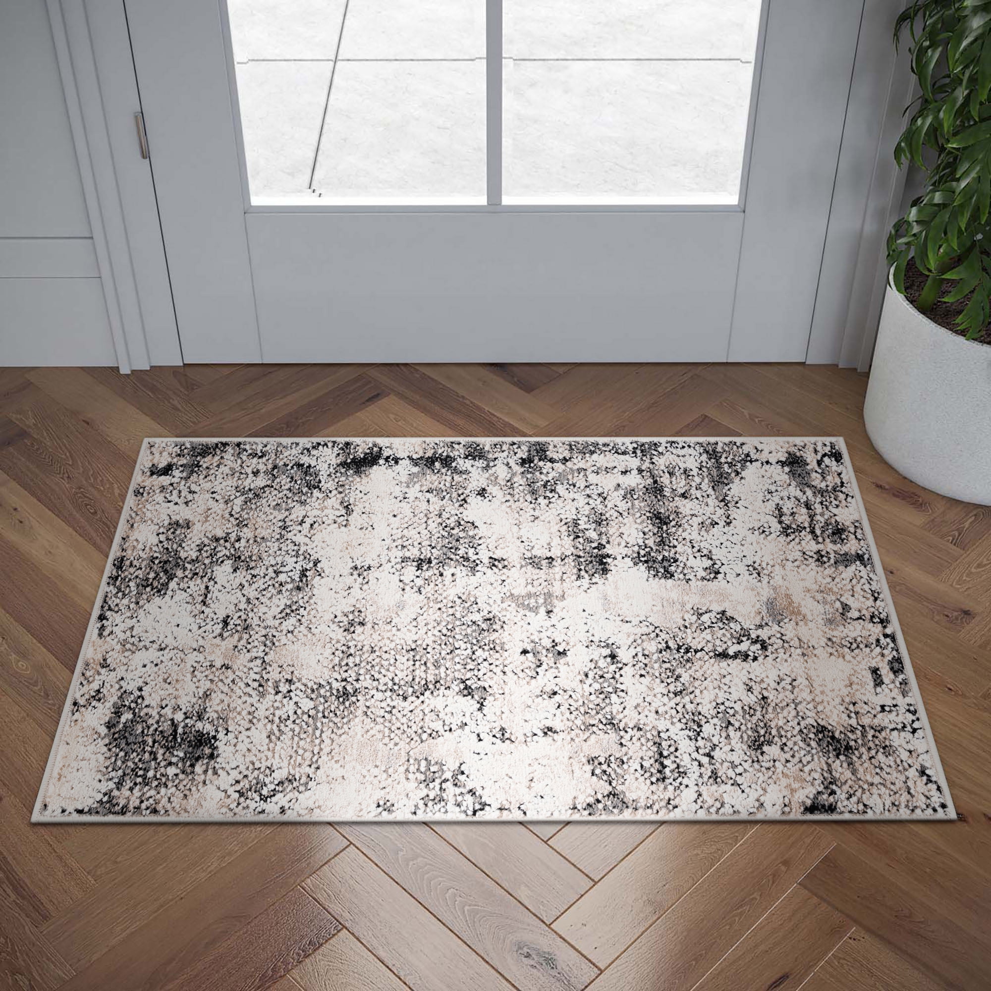 Alpha Contemporary 2' x 3' Beige and Gray Polyester Indoor Area Rug