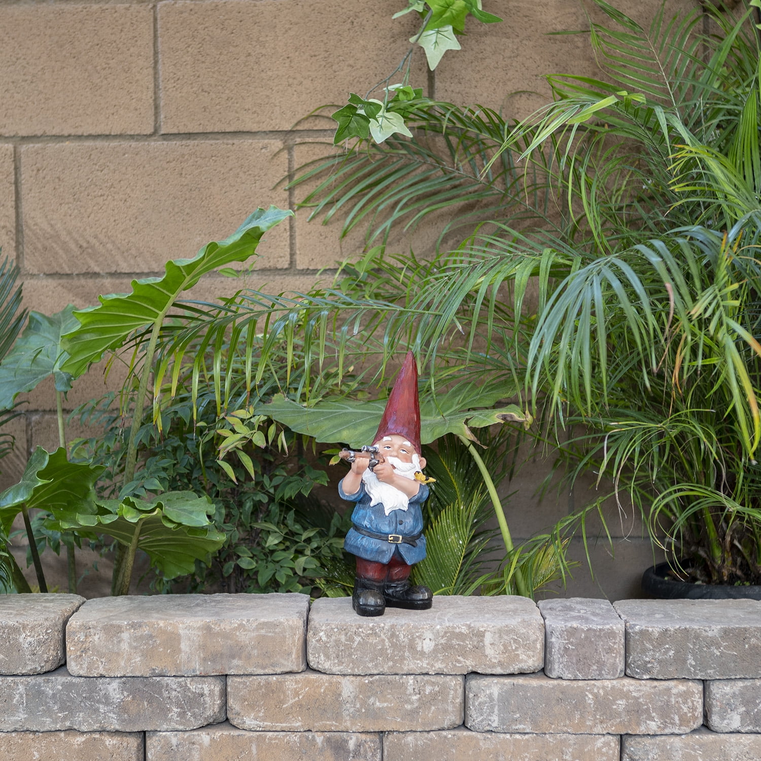 Multicolor Polyresin Animated Garden Gnome Lawn Decoration