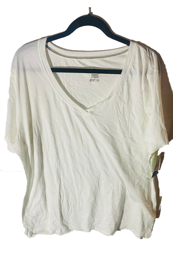 Design Women's Short-Sleeve V-Neck T-Shirt - Plus Size 3XL