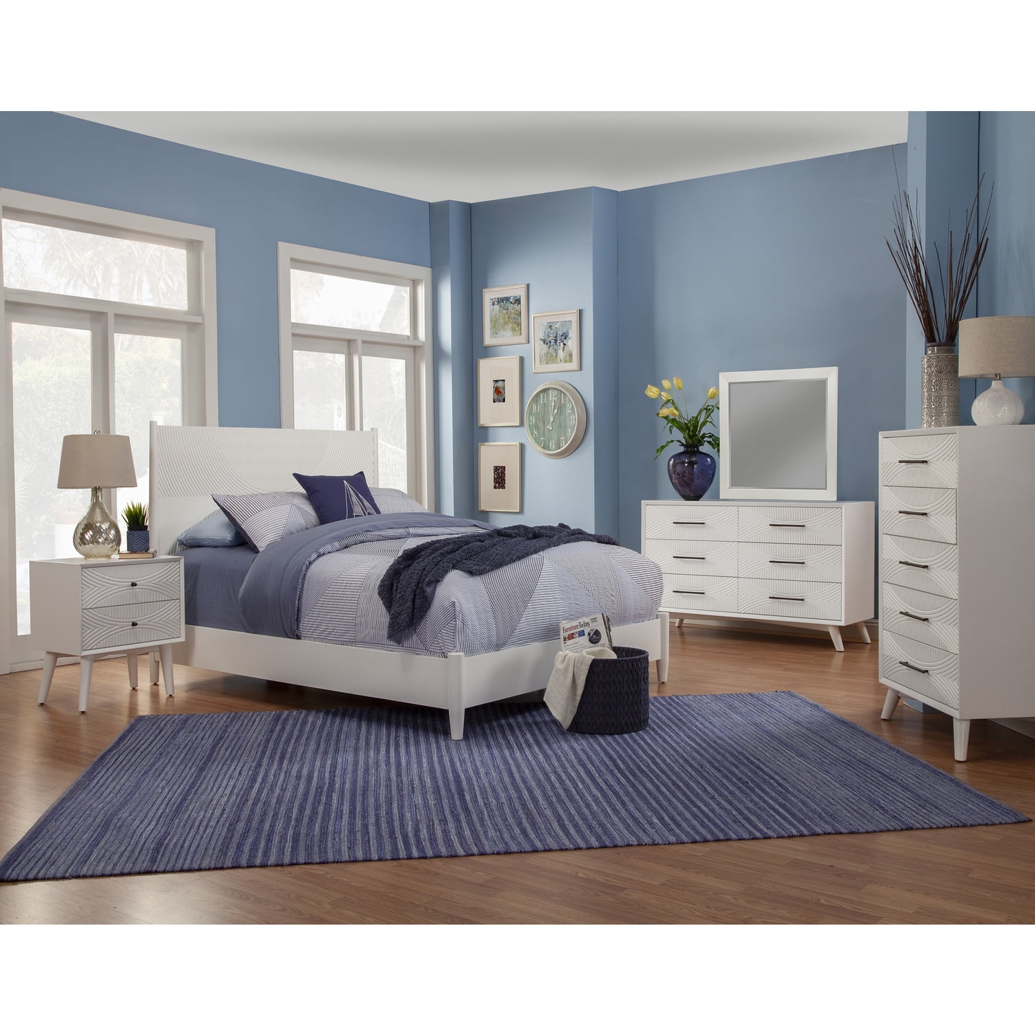 Elegant White Mahogany 6-Drawer Dresser with Dovetail Construction