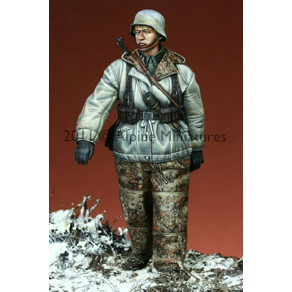 Alpine Miniatures 1:35 WWII Waffen SS Grenadier Late War #2 Resin Figure #35112