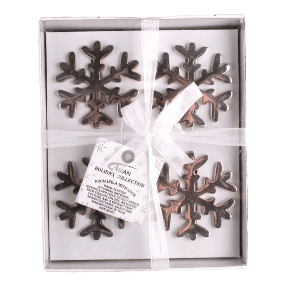 Aman Imports Set of 4 Silver Tone Snowflake Napkin Rings Holders Christmas Table