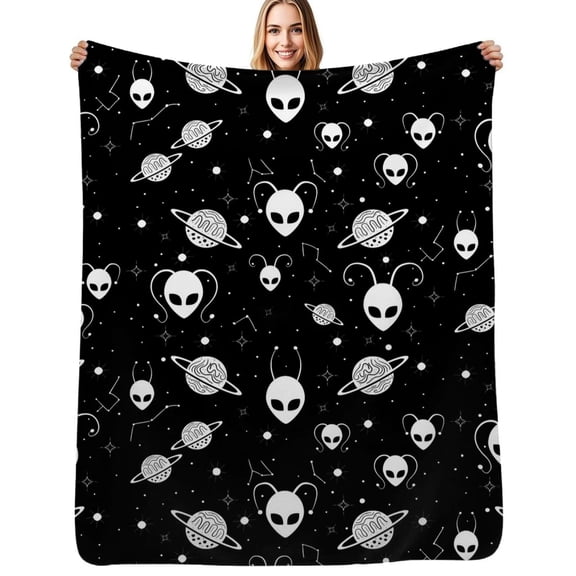 Amazing Aliens In The Universe With Planet And Stars Flannel Blanket Warm Soft Bedding Throws Winter Camping Chair Sofa Bed