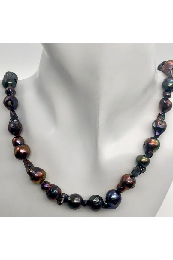 Amazing! Each Pearl one of a kind Black Peacock Fireball Pearl Strand