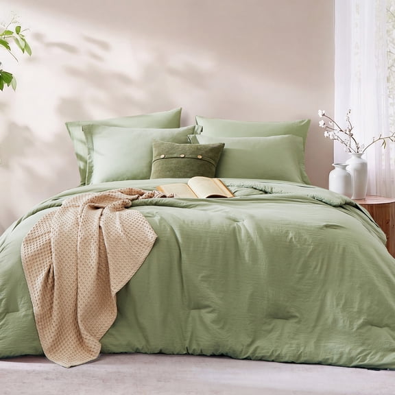 Amberspace Prewashed fabric 7-piece Bed in a Bag Comforter Set with Sheets,Sage green,Full