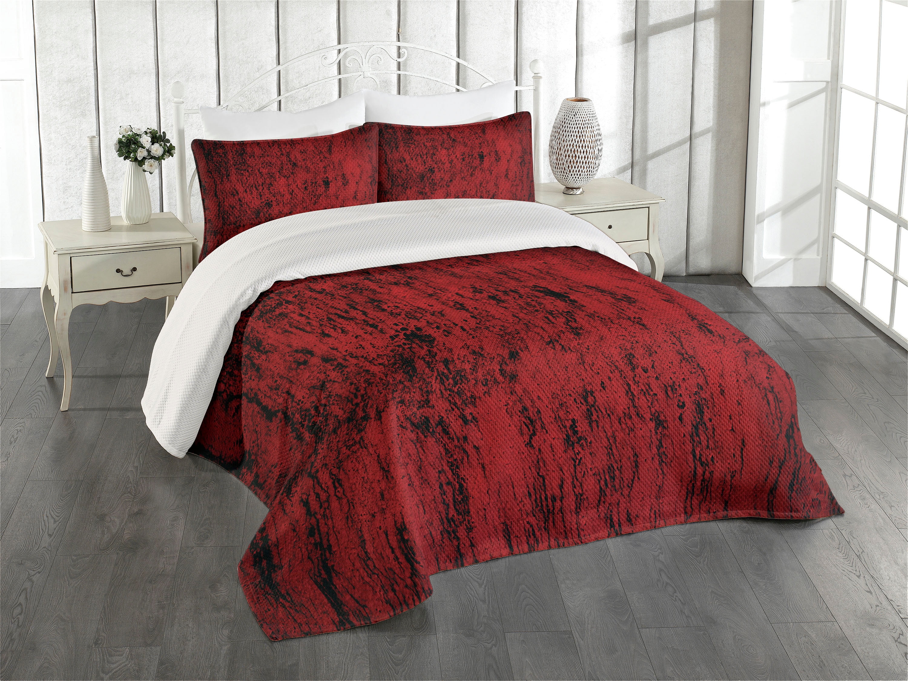 Twin Black and Red Quilted Bedspread Set with Pillow Sham